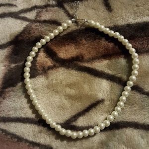 Handmade pearl necklace